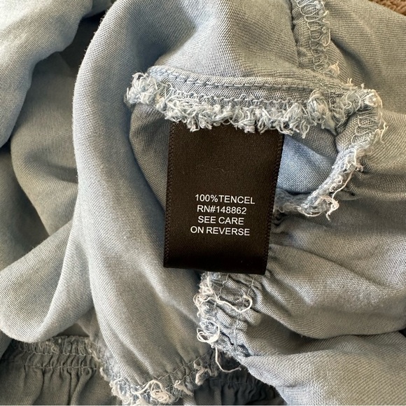 NWT Torrid Chambray Halter Neck Tiered Sleeveless Top Tencel Light Blue 00X - Picture 6 of 7